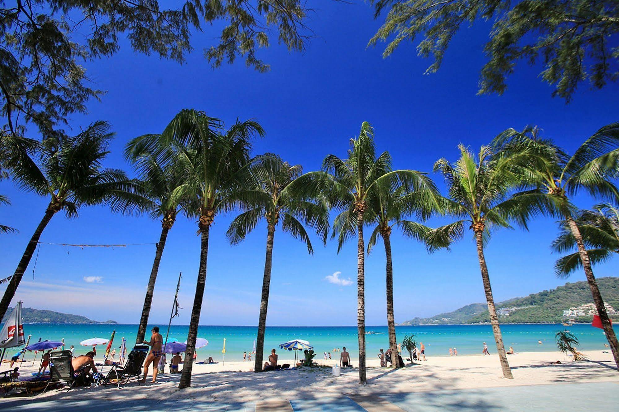 The Royal Palm Beach Front Patong Exterior foto